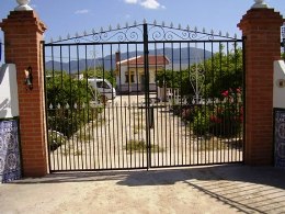 ironworks_gates_1-costa-blanca-guides-com